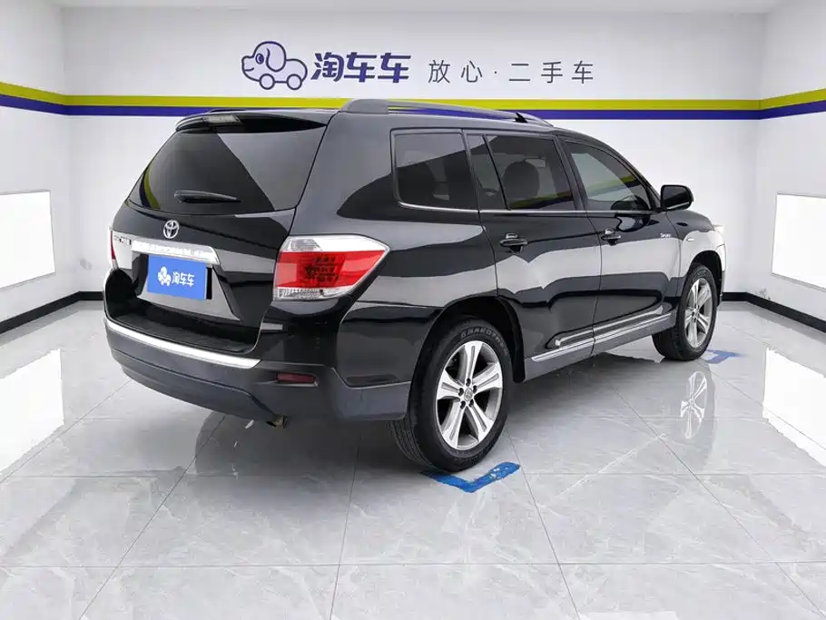Toyota Highlander — миниатюра 3