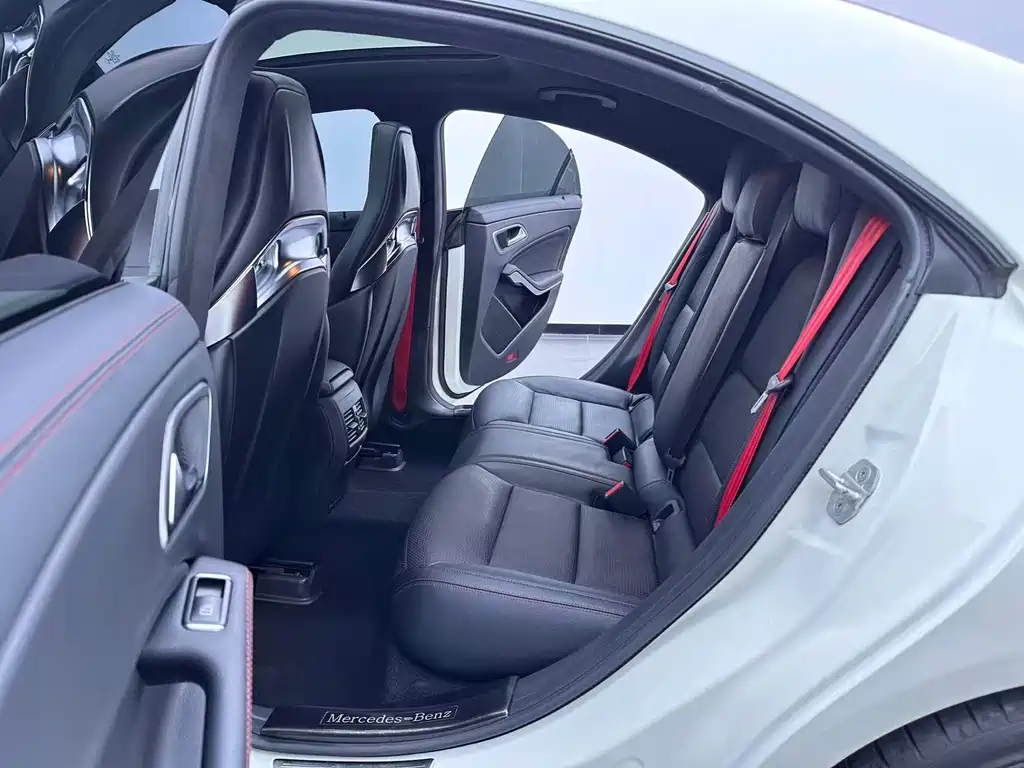 Mercedes-Benz CLA AMG — миниатюра 19