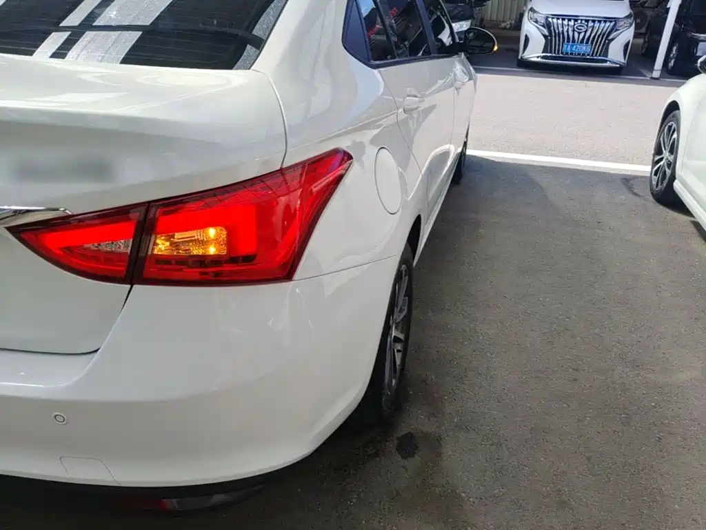 Chery Arrizo 5 — миниатюра 8
