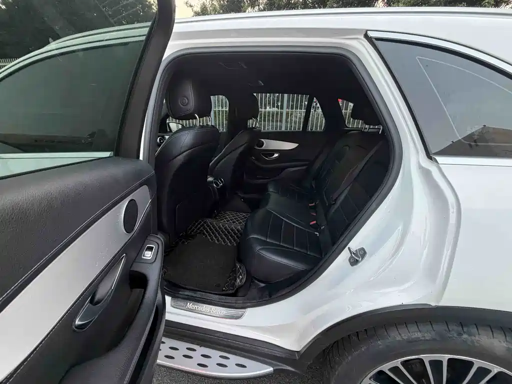 Mercedes-Benz GLC — миниатюра 12