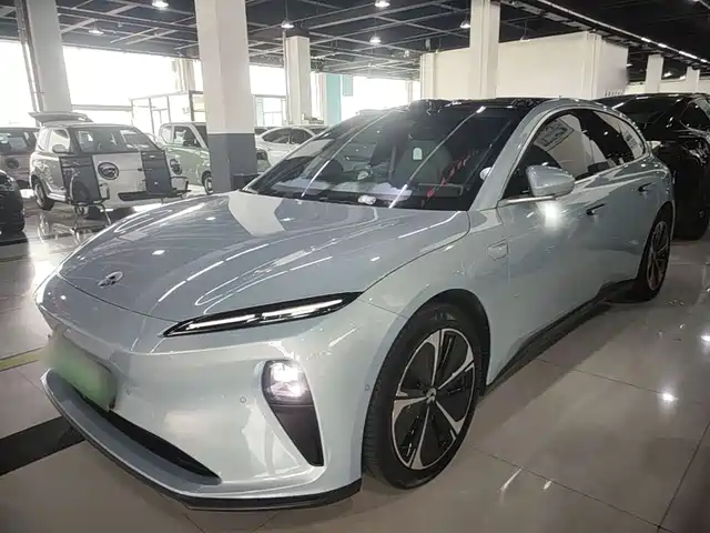 NIO ET5T