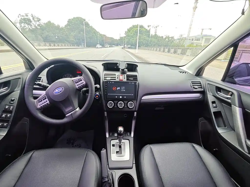 Subaru Forester — миниатюра 12