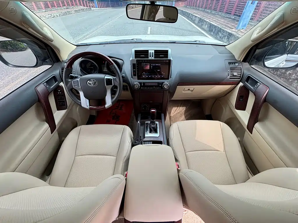 Toyota Prado (Import) — миниатюра 5