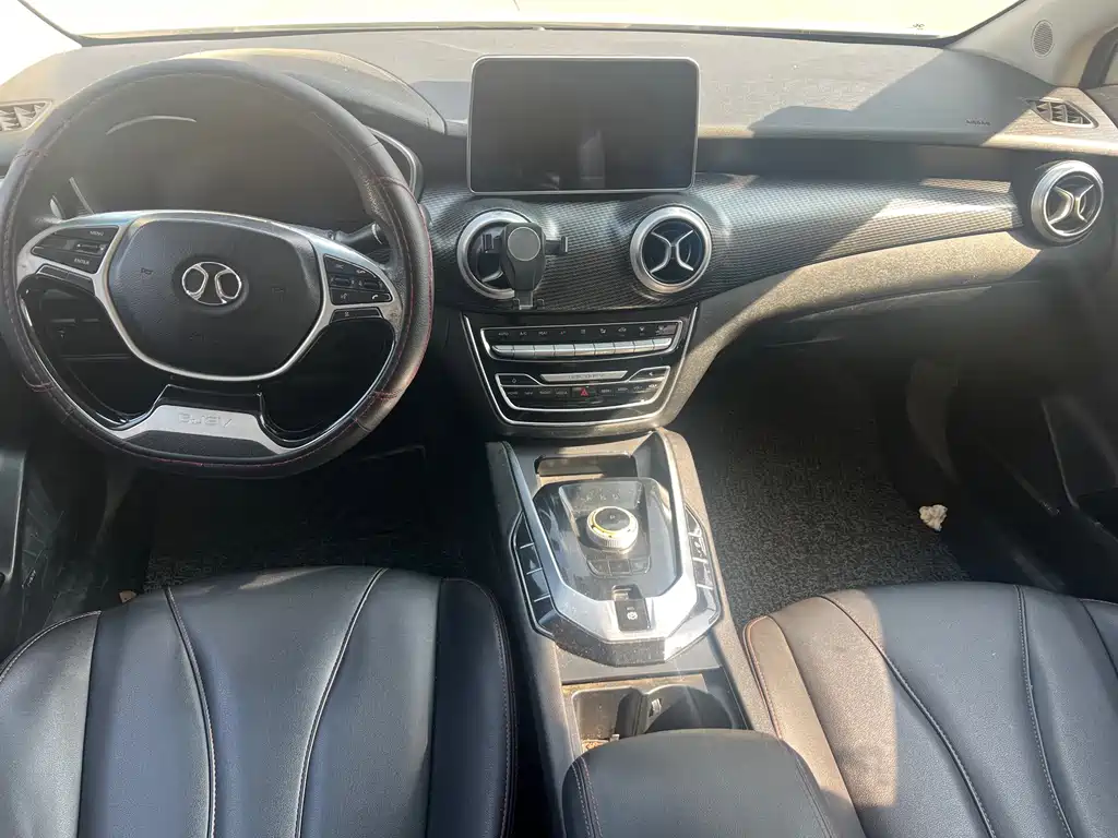 BAIC EU5 — миниатюра 6