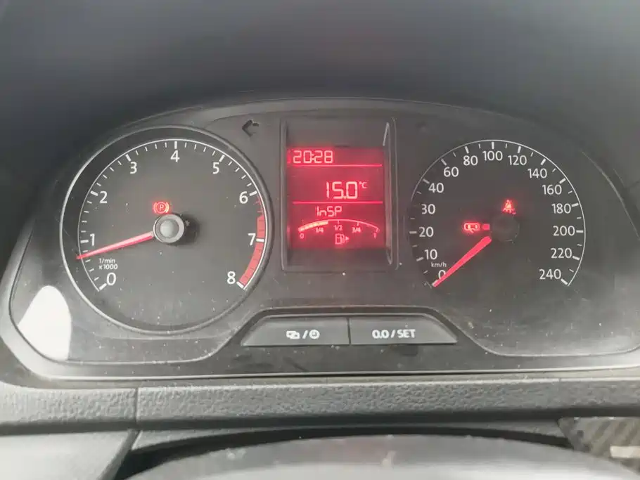 Volkswagen Jetta — миниатюра 14