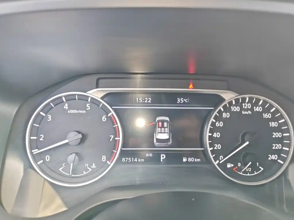 Nissan X-Trail — миниатюра 12