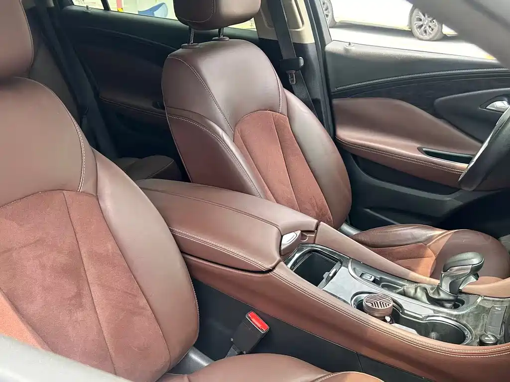 Buick Envision Plus — миниатюра 12
