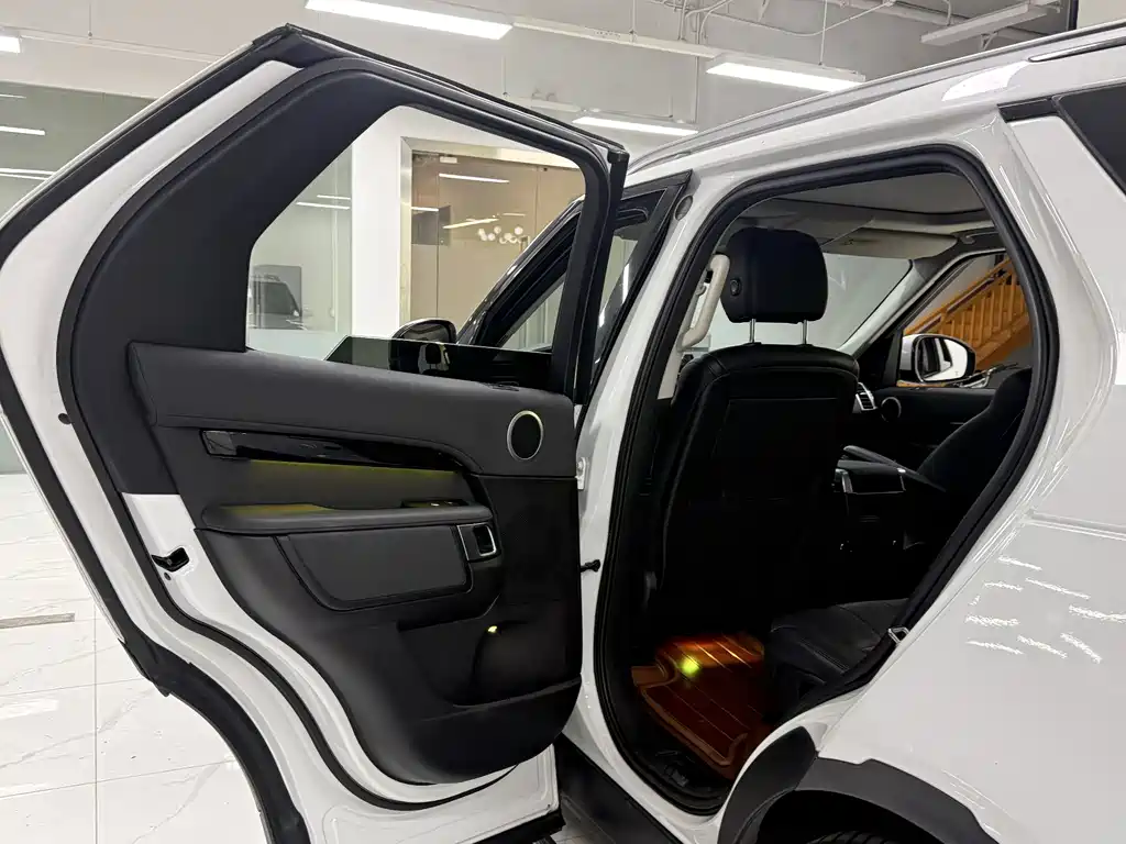 Land Rover Discovery — миниатюра 13