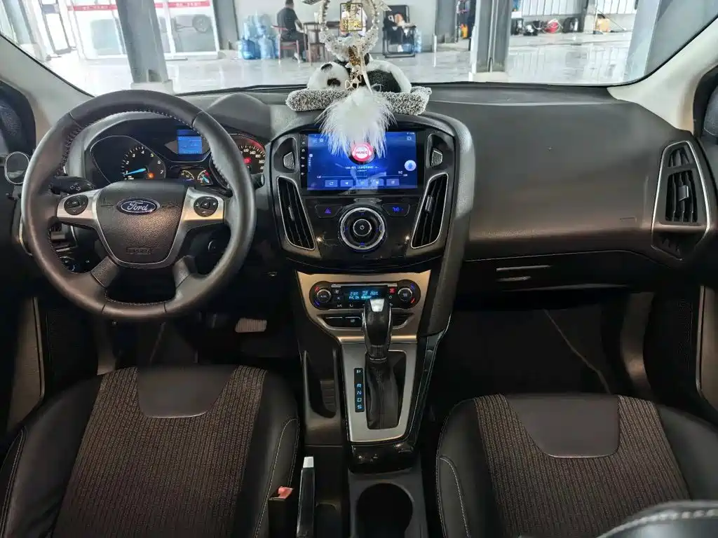 Ford Focus — миниатюра 8