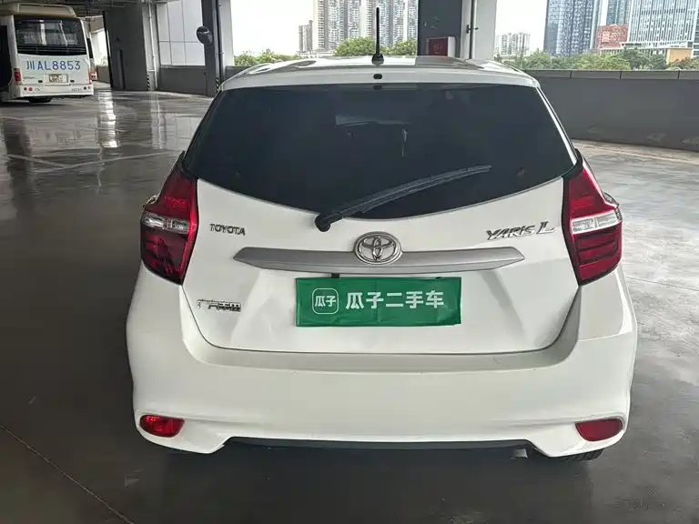 Toyota Yaris L — миниатюра 6