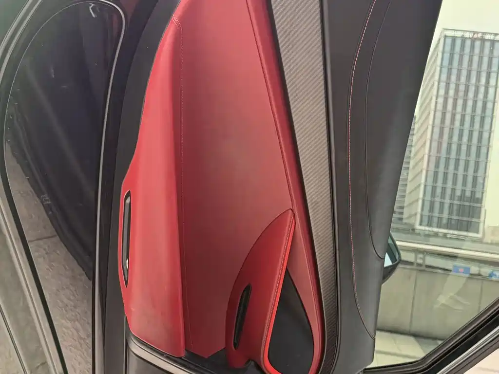 McLaren 720S — миниатюра 7