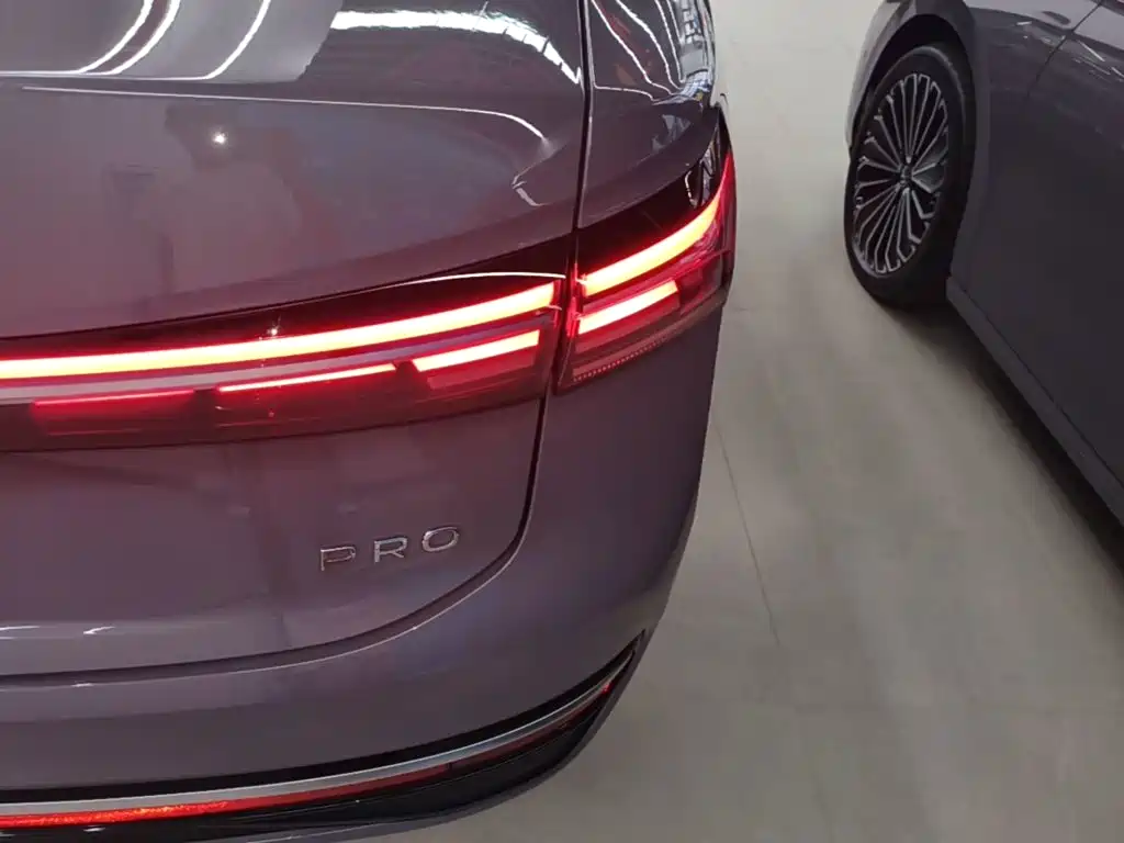 Volkswagen Passat — миниатюра 8