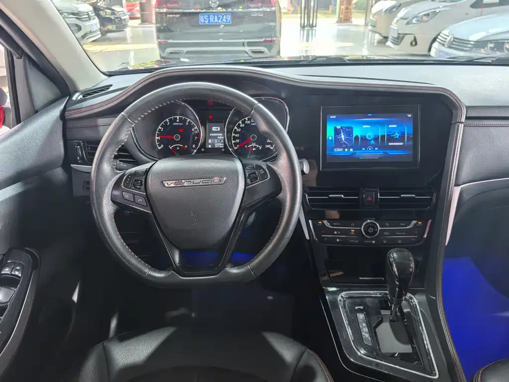 Venucia T70 — миниатюра 11