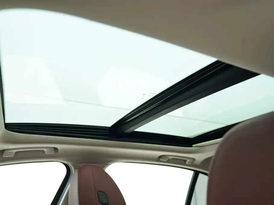 BMW 3 Series — миниатюра 11