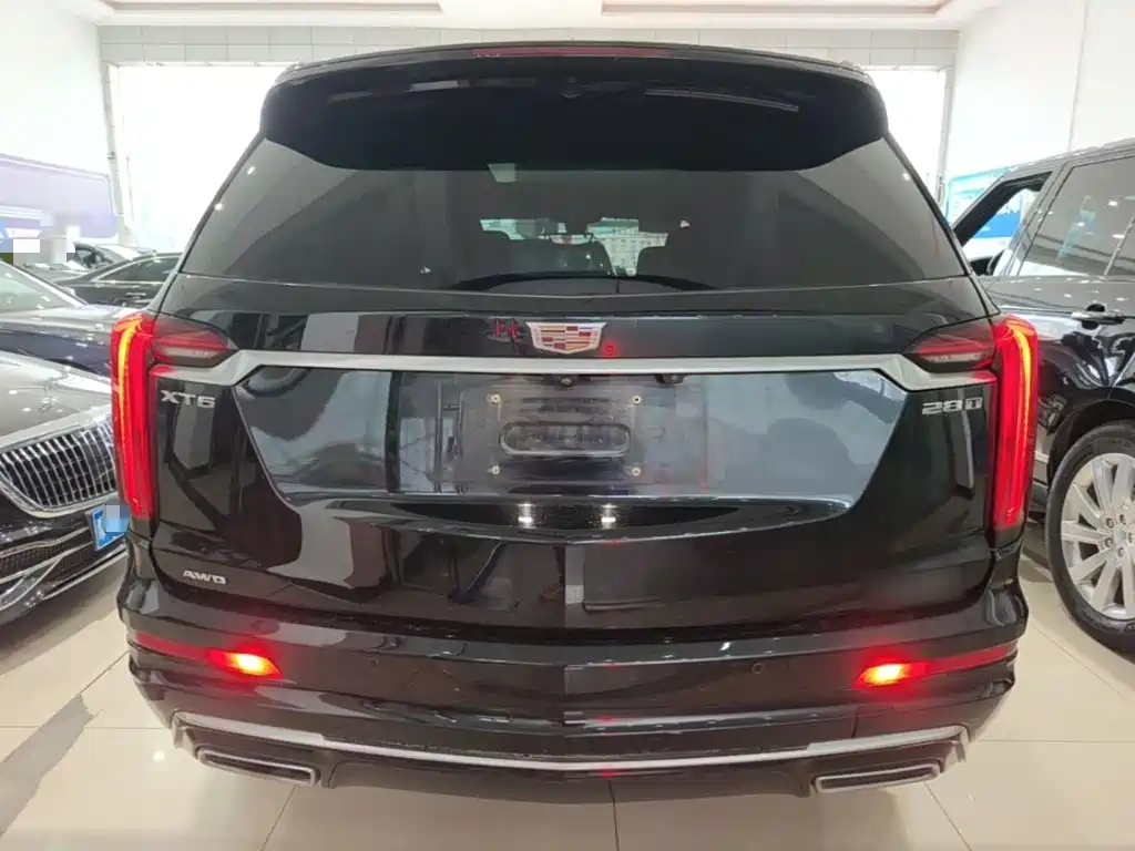 Cadillac XT6 — миниатюра 6