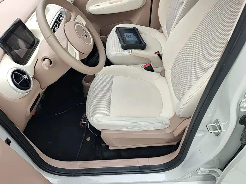 Wuling MINIEV — миниатюра 15