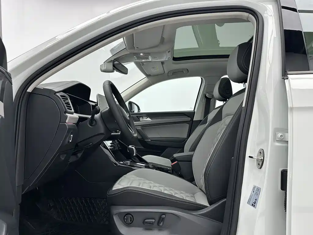 Volkswagen Tayron 2023 280TSI Luxury Plus