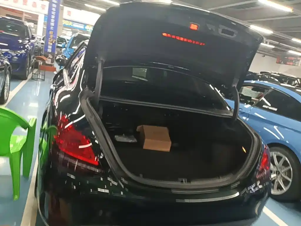 Mercedes-Benz C-Class — миниатюра 19