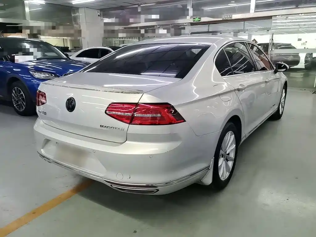 Volkswagen Magotan — миниатюра 7