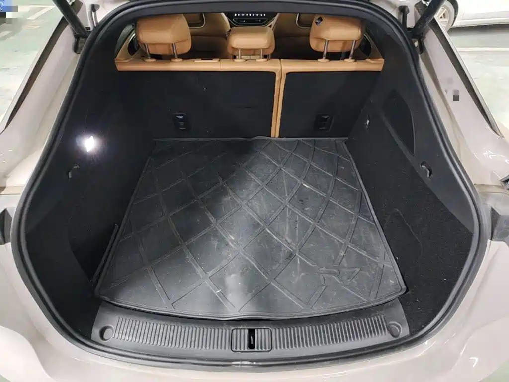 Roewe Feifan R7 — миниатюра 19