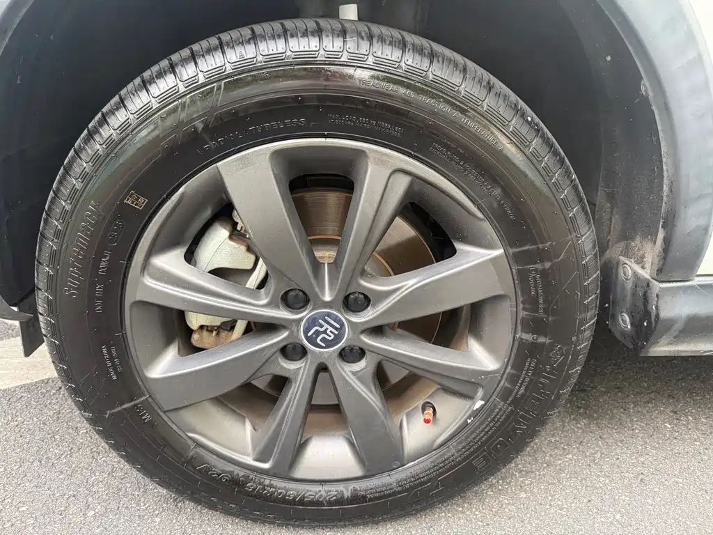 BYD Yuan EV — миниатюра 16