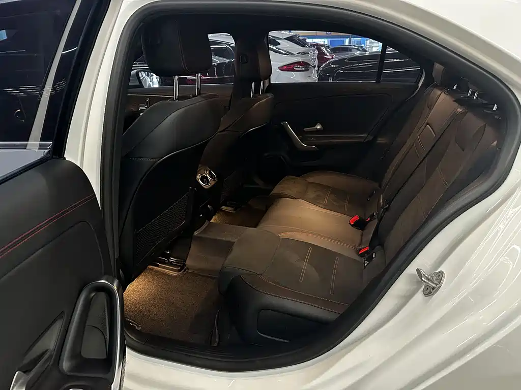 MERCEDES-BENZ A CLASS