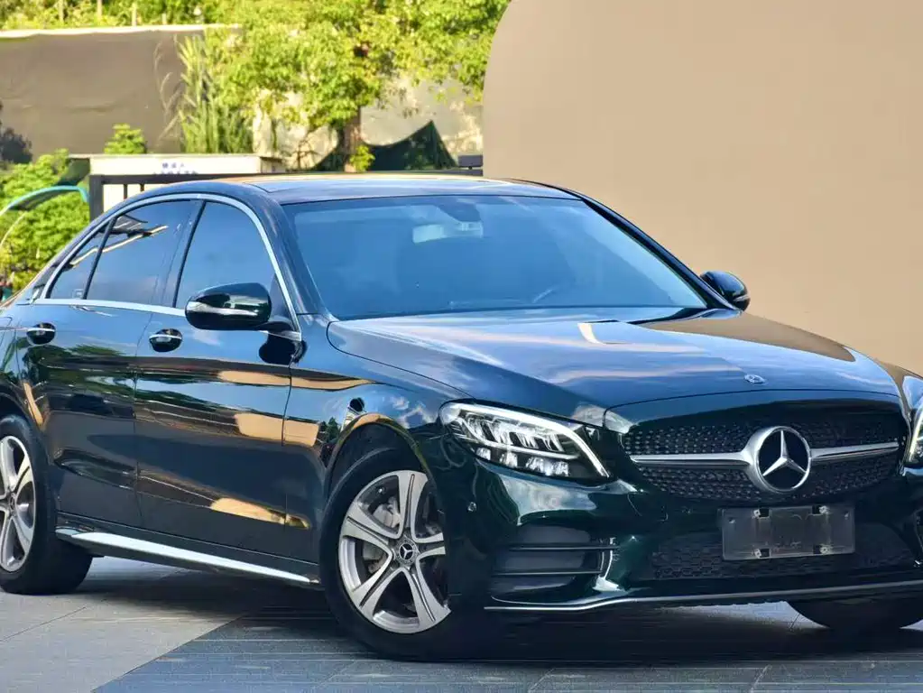 Mercedes-Benz C-Class — миниатюра 3