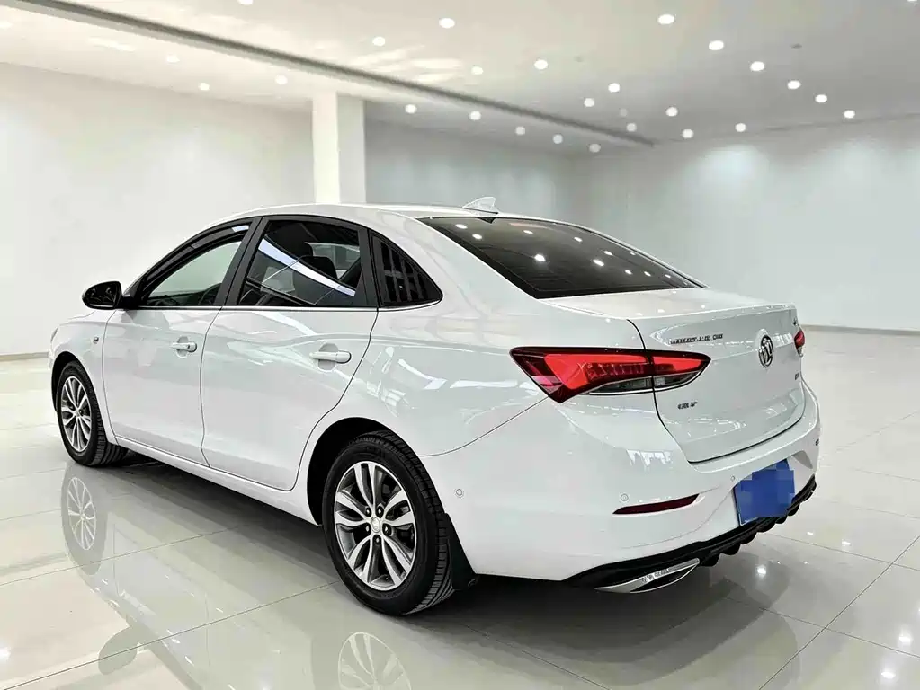 Buick Excelle — миниатюра 10