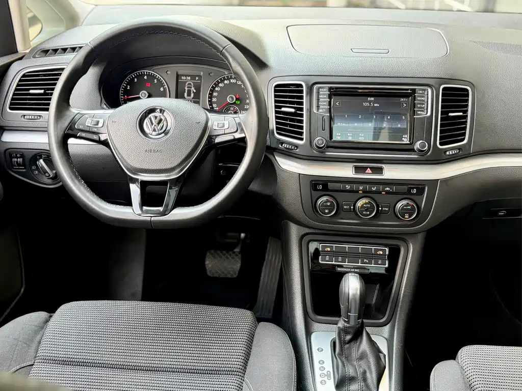 Volkswagen Sharan — миниатюра 23