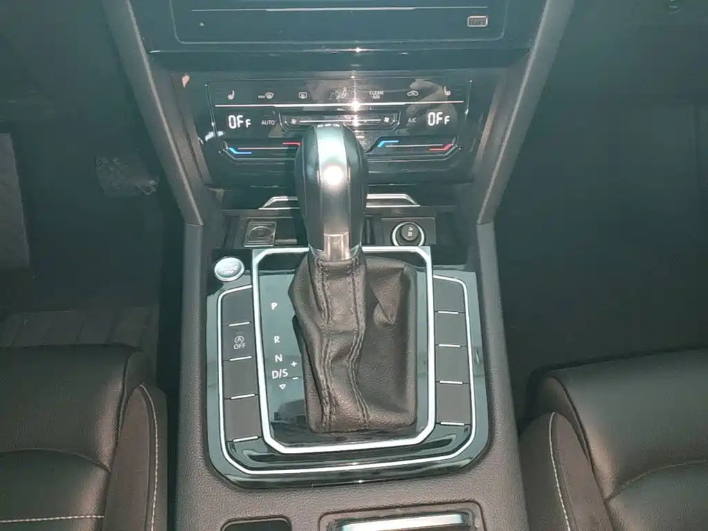 Volkswagen Magotan — миниатюра 14