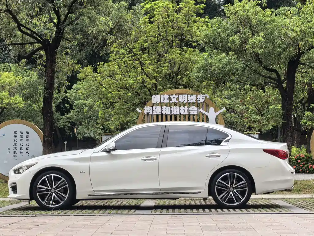 Infiniti Q50L — миниатюра 3