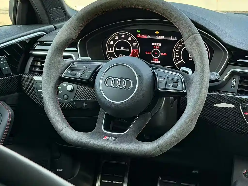 Audi RS 4 — миниатюра 6