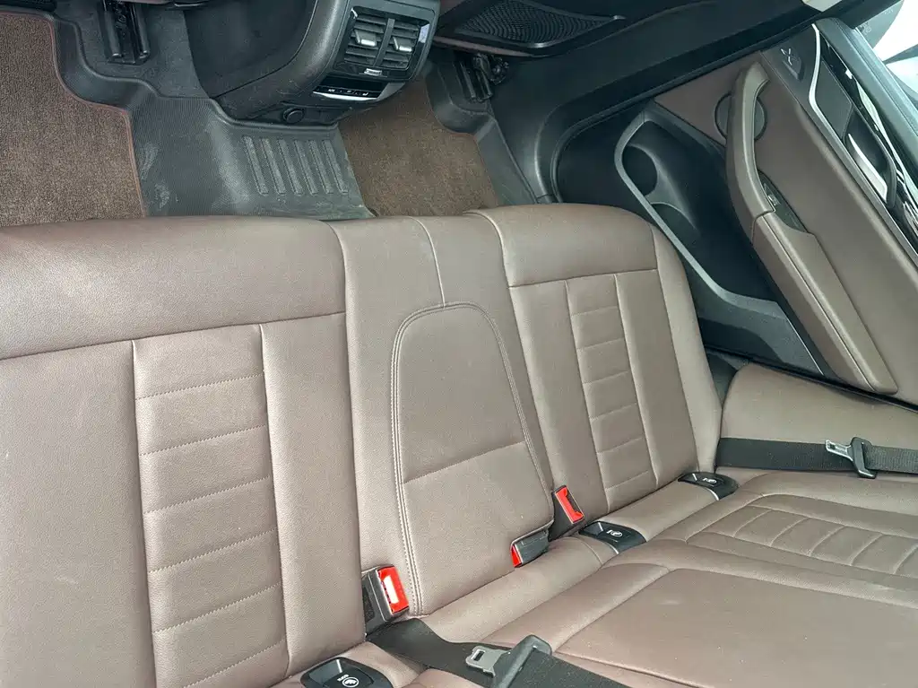 BMW X3 — миниатюра 5