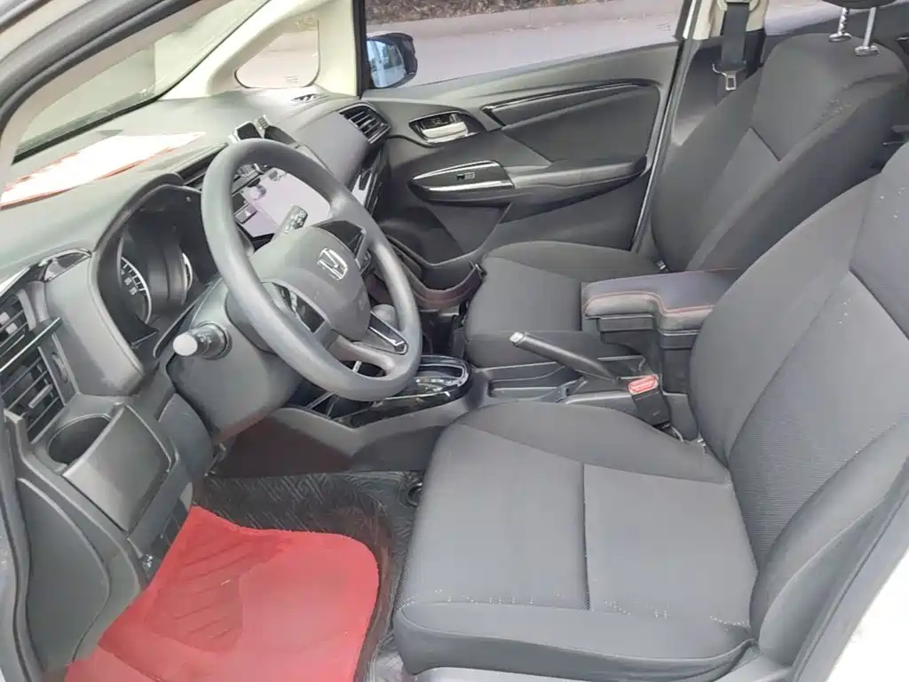 Honda Fit — миниатюра 15