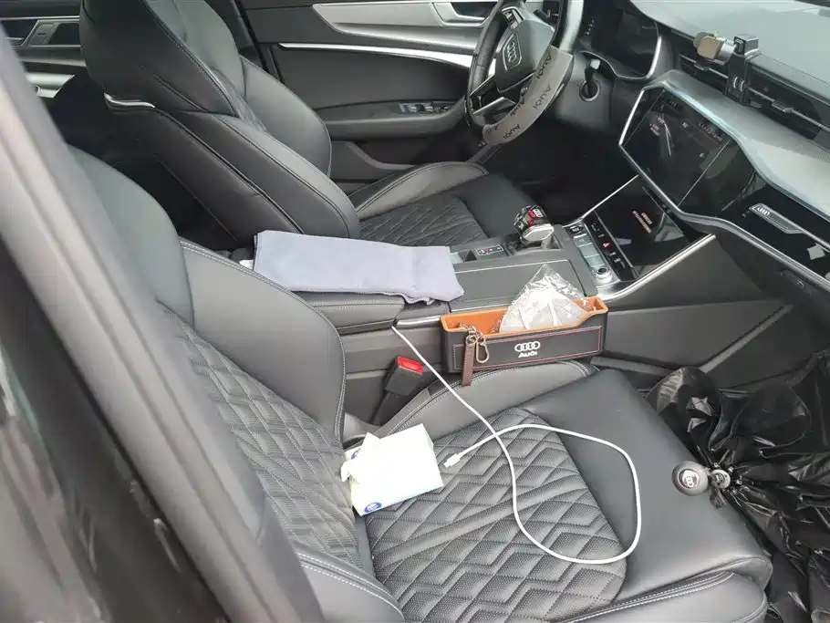 Audi A6L 2025 45 TFSI