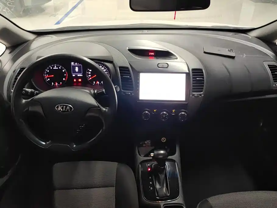 Kia K3 — миниатюра 12