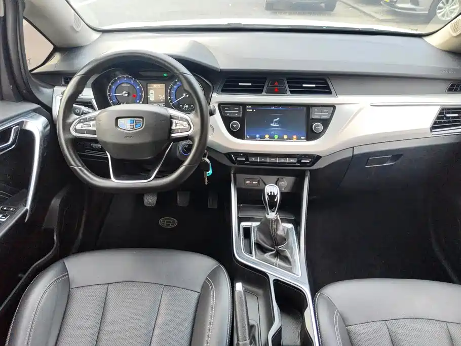 Geely Vision X3 — миниатюра 11