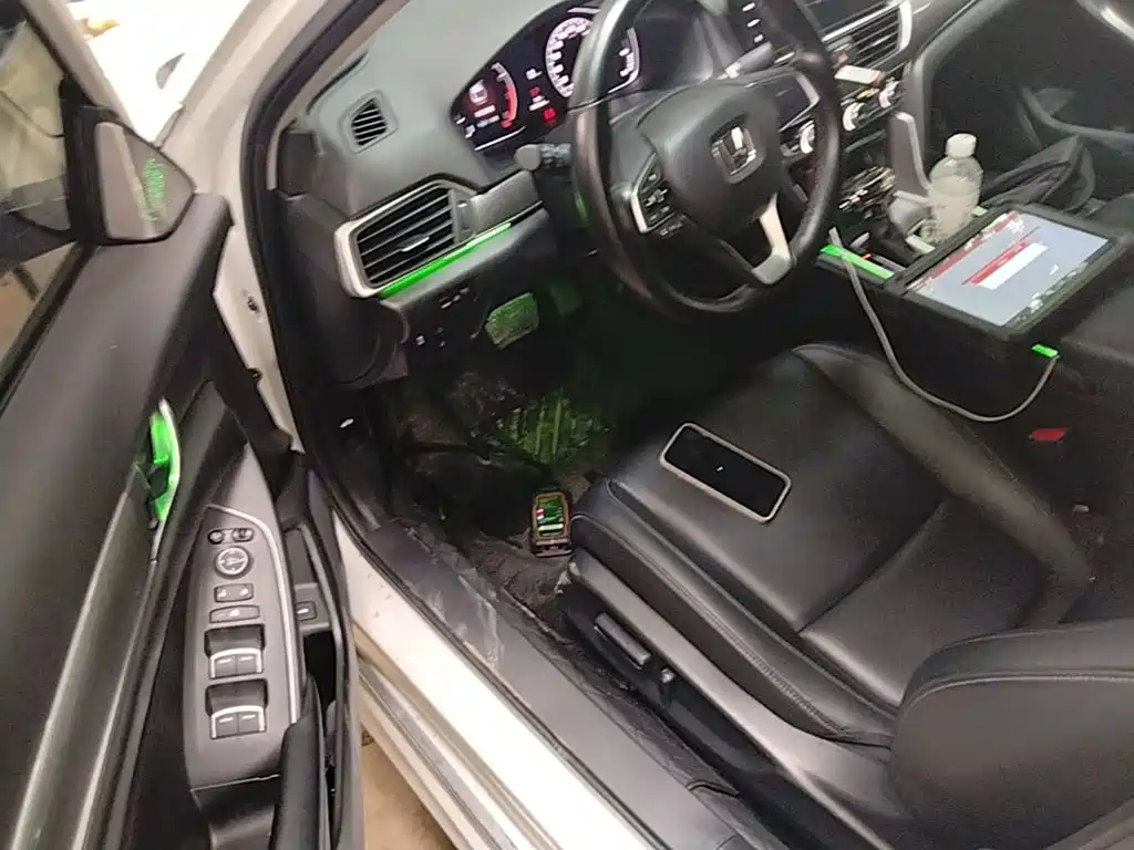 Honda Accord — миниатюра 16