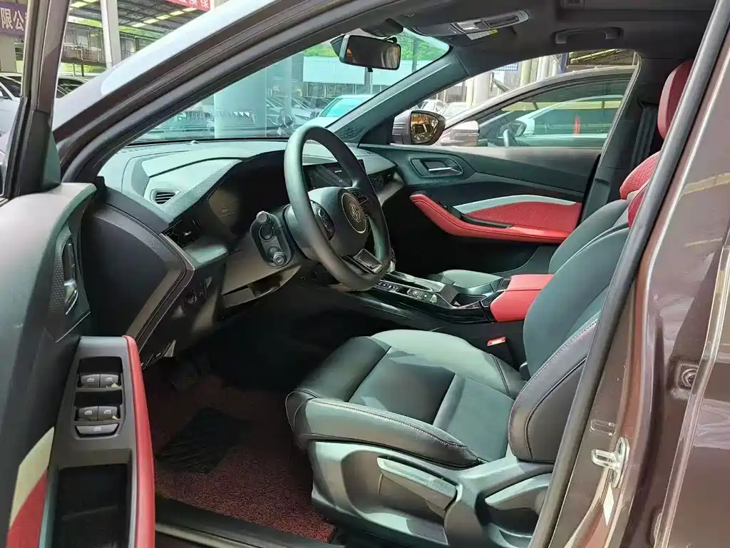 MG MG5 — миниатюра 4