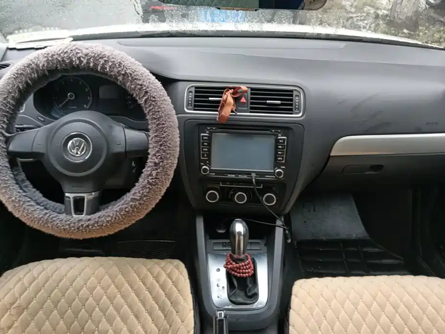 Volkswagen Sagitar — миниатюра 12