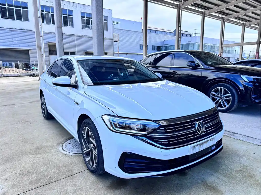 Volkswagen Sagitar — миниатюра 2
