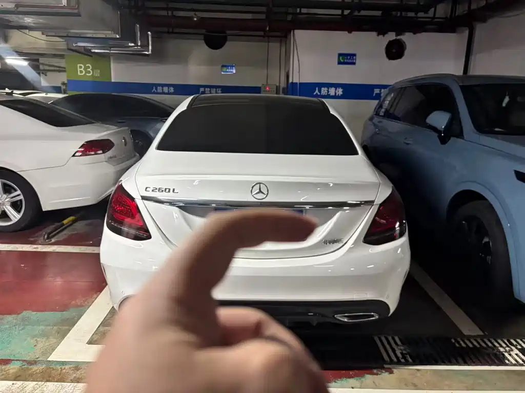 Mercedes-Benz C-Class — миниатюра 9