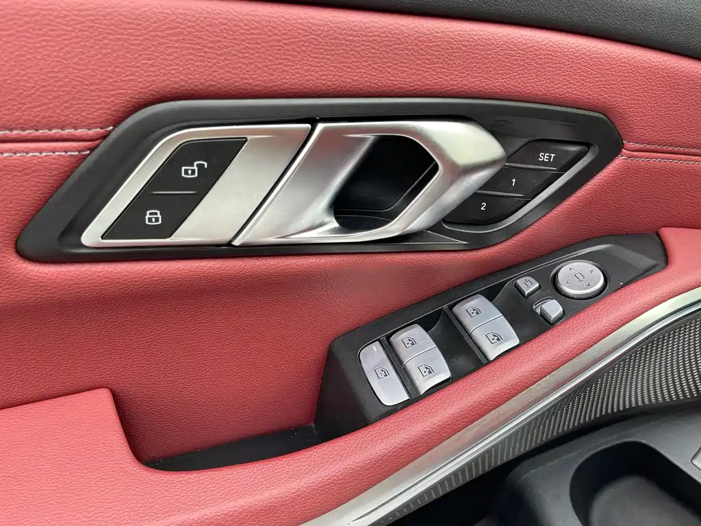 BMW 3 Series — миниатюра 4