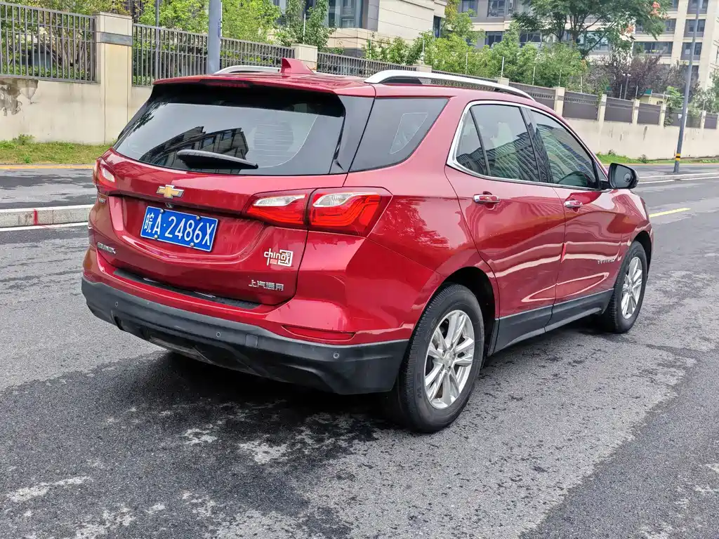 Chevrolet Equinox — миниатюра 6