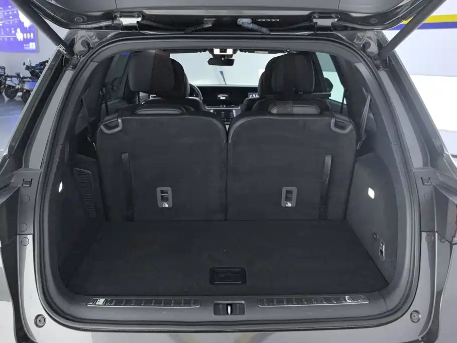 Li Auto Li ONE — миниатюра 4