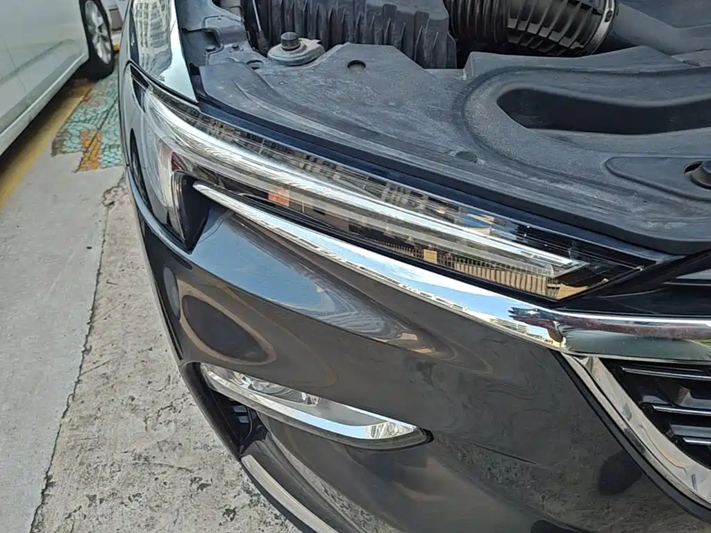 Buick Enclave — миниатюра 11