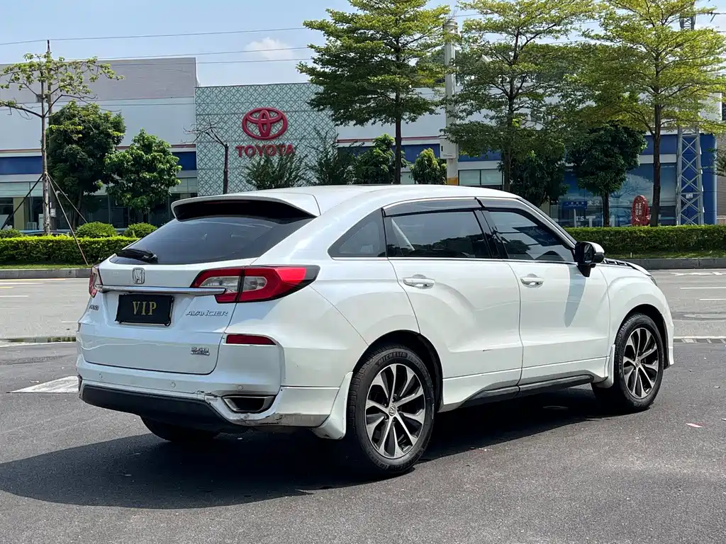 Honda Avancier — миниатюра 13