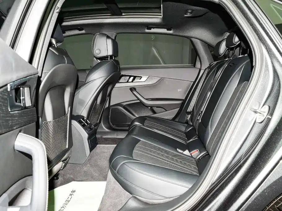 Audi A4L — миниатюра 4