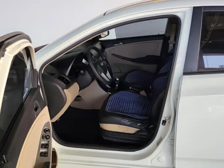 Hyundai Verna — миниатюра 9