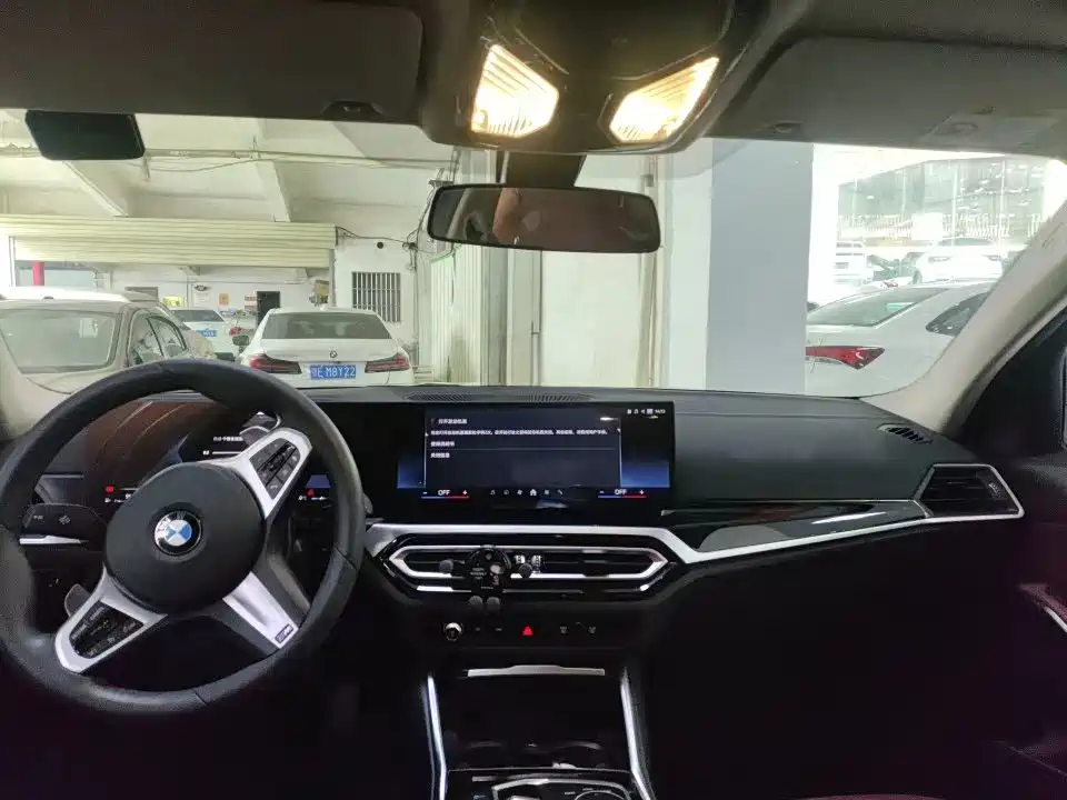 BMW 3 Series — миниатюра 8
